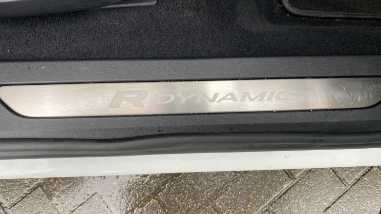 Land Rover Range Rover Evoque 1.5 P300e R-Dynamic HSE 5dr Auto Hatchback